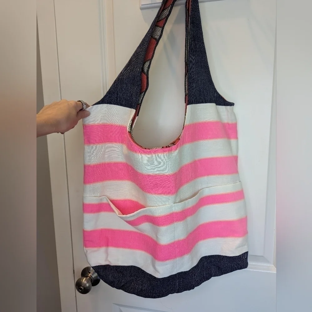 Lemlem Bara reversible slouchy shoulder bag pink and gray NWT